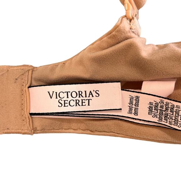 Victoria's Secret Beige Lined Demi Underwire Bra Adjustable Straps 34DD - Picture 6 of 8